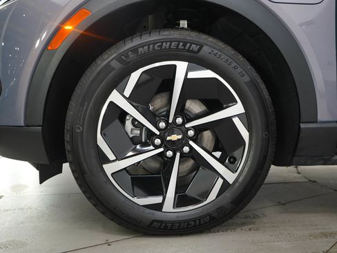 Used 2026 Chevrolet Equinox EV LT AWD/4WD image 30