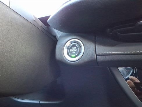 Certified 2023 Buick Envision Essence image 22