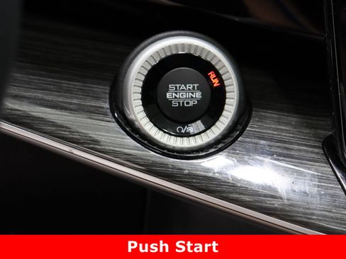 Used 2022 Jeep Wagoneer Series III w/ Premium Group I image 19