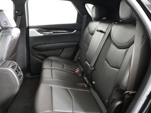 Used 2023 Cadillac XT5 Premium Luxury image 37