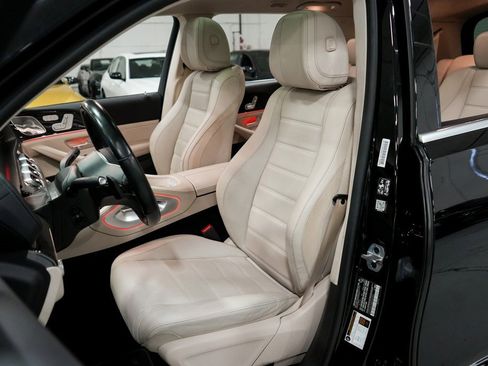 Used 2021 Mercedes-Benz GLS 580 4MATIC image 10