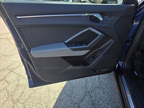 Used 2024 Audi Q3 2.0T Premium Plus w/ Premium Plus Package image 23