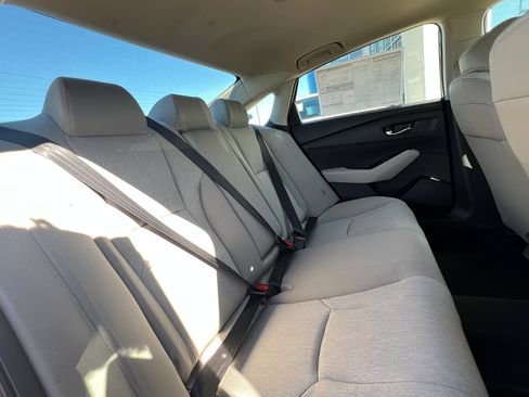 New 2025 Honda Accord SE image 18