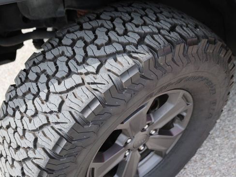 Used 2018 Jeep Wrangler Unlimited Rubicon AWD/4WD image 24