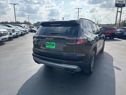 Used 2025 GMC Acadia Elevation image 8
