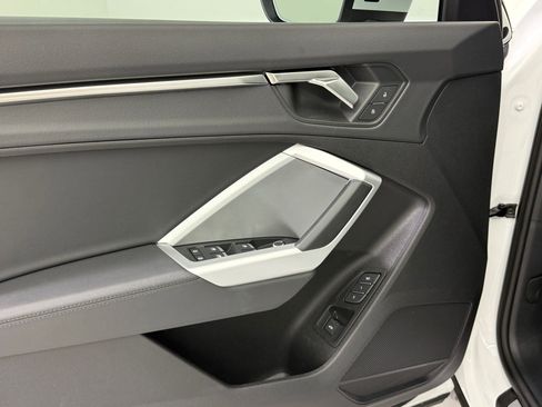 Certified 2025 Audi Q3 2.0T Premium w/ Convenience Package image 13