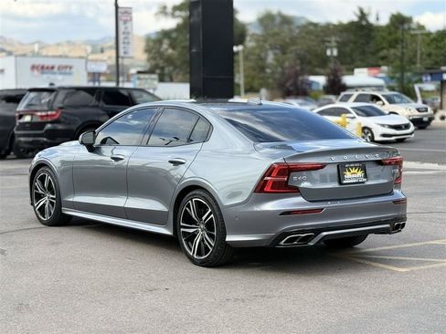 Used 2019 Volvo S60 T5 R-Design FWD image 5