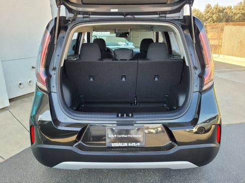 Certified 2025 Kia Soul LX w/ LX Technology Package FWD image 28