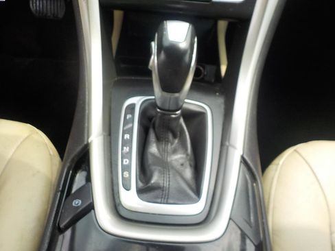 Used 2016 Ford Fusion SE w/ Equipment Group 202A FWD image 19