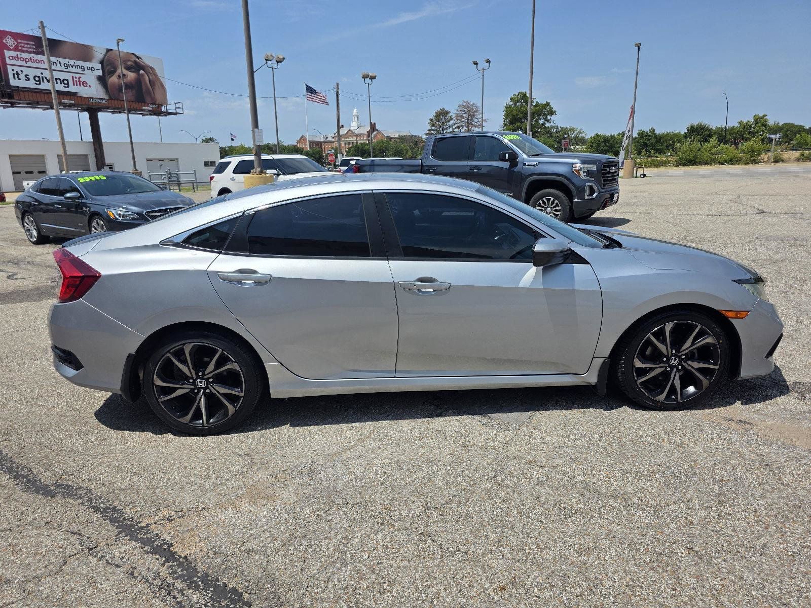 Used 2019 Honda Civic Sport image 4