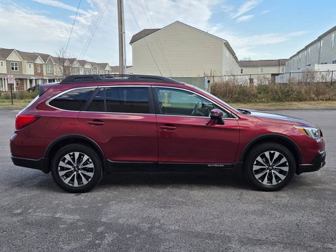 Used 2015 Subaru Outback 2.5i Limited image 4