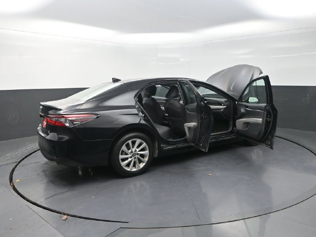Used 2023 Toyota Camry LE AWD/4WD image 45