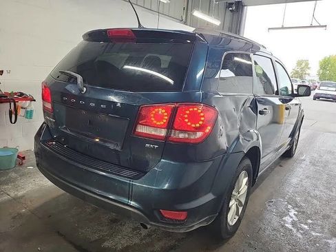 Used 2015 Dodge Journey SXT w/ Flexible Seating Group image 5