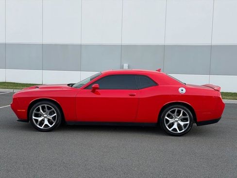Used 2016 Dodge Challenger SXT Plus image 10