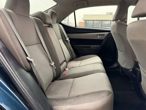 Used 2018 Toyota Corolla LE image 14