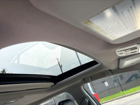 Used 2017 Toyota Corolla XLE FWD image 27