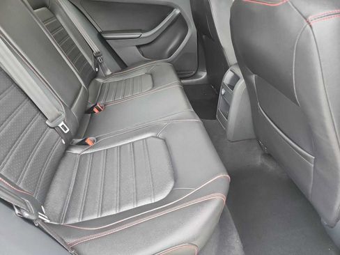 Used 2017 Volkswagen Jetta GLI FWD image 24