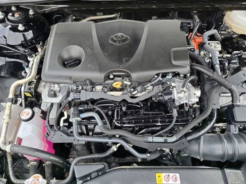 Certified 2025 Toyota Camry LE image 19