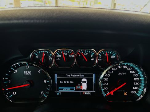 Used 2018 Chevrolet Tahoe 4WD image 47