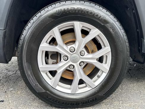 Used 2021 Jeep Grand Cherokee L Limited image 30