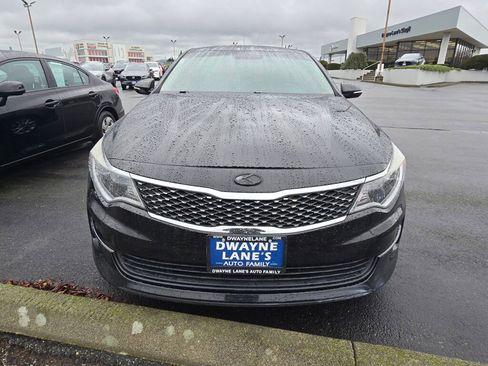 Used 2018 Kia Optima LX w/ 17" Alloy Wheels Package image 2