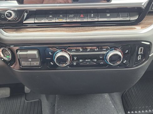 New 2026 GMC Sierra 1500 Elevation image 30