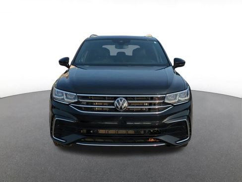 Used 2022 Volkswagen Tiguan SEL R-Line image 9
