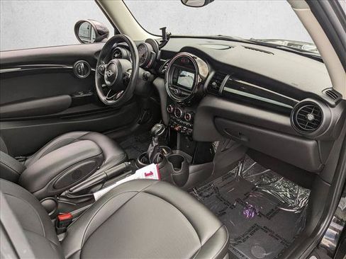 Used 2019 MINI Cooper 2-Door Hardtop FWD image 21