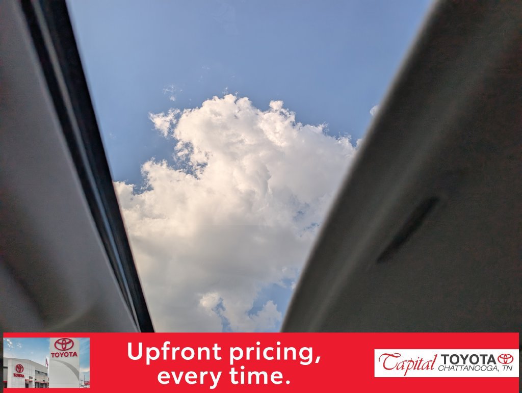 Used 2023 Toyota 4Runner SR5 Premium w/ Moonroof Package AWD/4WD image 26