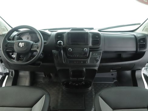 Used 2026 RAM ProMaster 2500 w/ Convenience Group FWD image 2