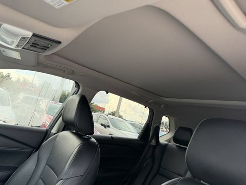 Used 2024 Nissan Rogue SL w/ SL Premium Package FWD image 19