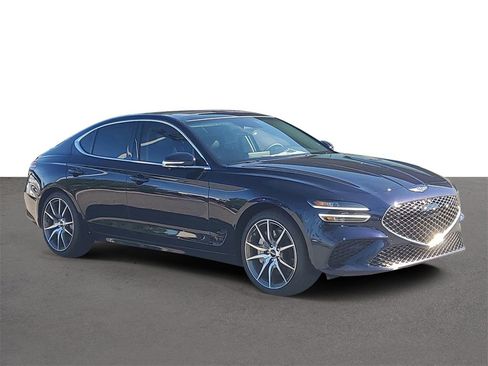 New 2026 Genesis G70 2.5T Prestige image 3