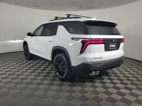 New 2026 Chevrolet Traverse LT w/ Midnight/Sport Edition image 6