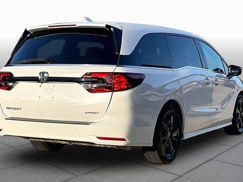 Used 2023 Honda Odyssey Sport image 13