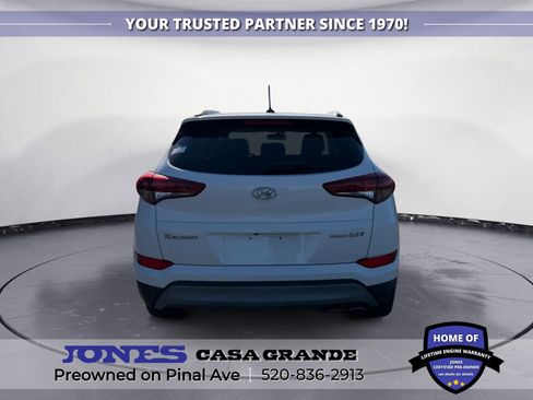 Used 2017 Hyundai Tucson Sport image 4
