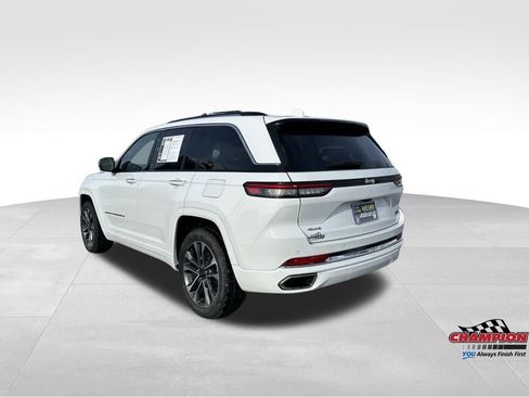 Used 2023 Jeep Grand Cherokee Overland image 3