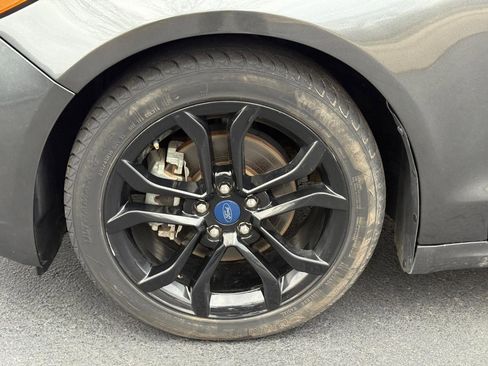 Used 2020 Ford Fusion SE w/ Equipment Group 151A image 7