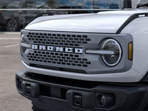 New 2026 Ford Bronco Badlands AWD/4WD image 19