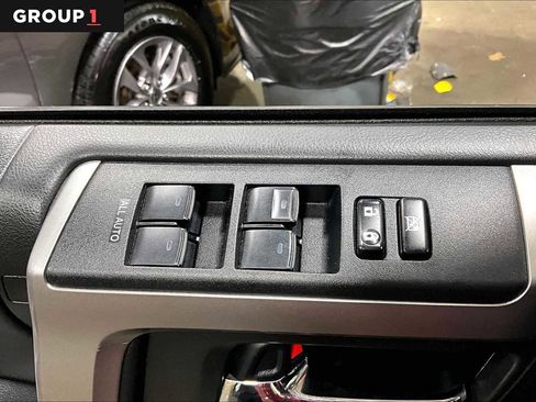 Certified 2018 Toyota 4Runner SR5 image 36