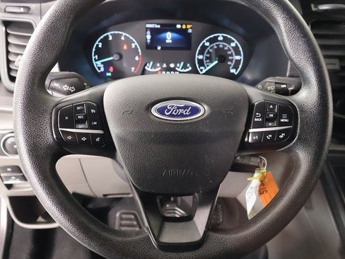 Used 2023 Ford Transit 350 XLT image 3