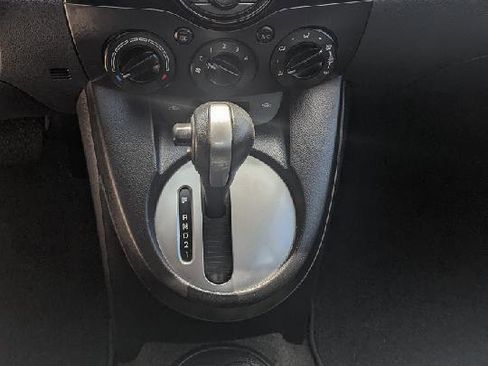 Used 2011 MAZDA MAZDA2 Sport image 4