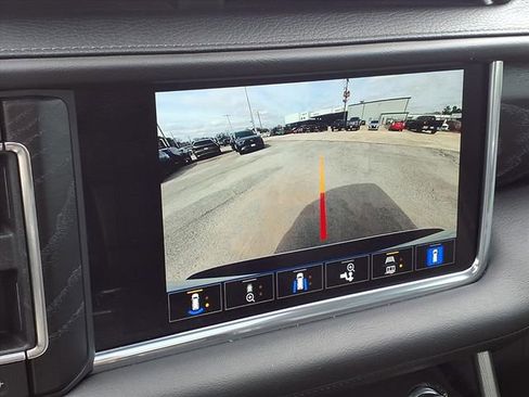 Used 2022 GMC Yukon XL Denali w/ Denali Ultimate Package image 11