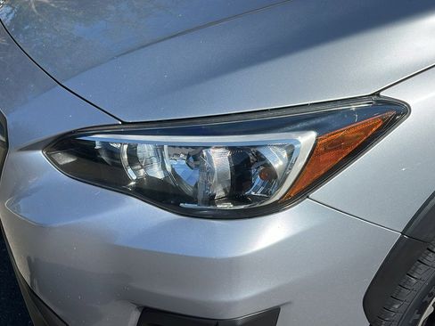 Used 2019 Subaru Crosstrek 2.0i Premium w/ Eyesight System image 8