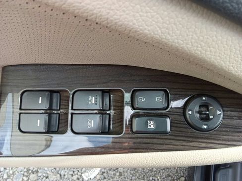 Used 2012 Kia Optima EX FWD image 16