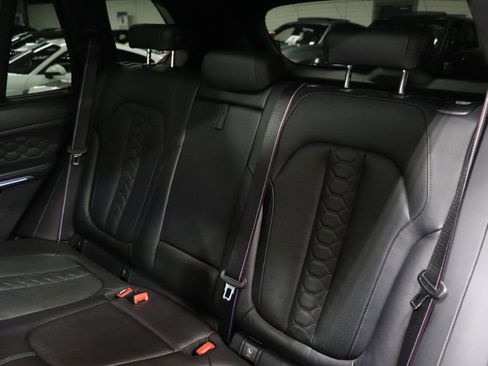 Used 2020 BMW X5 M Competition w/ Executive Package image 16