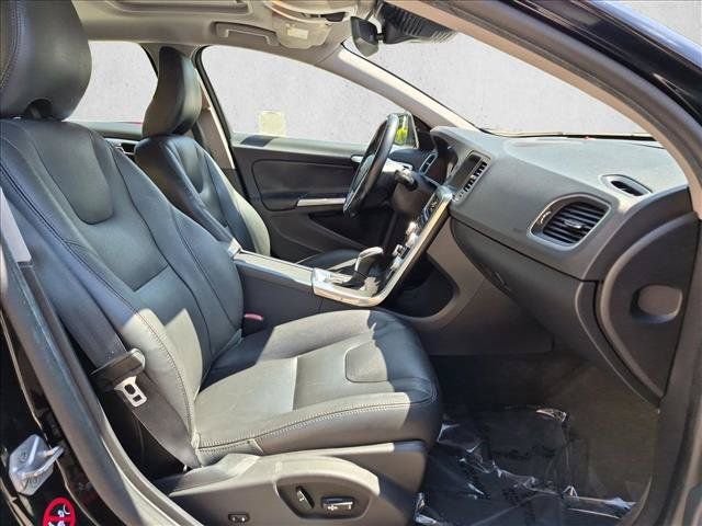 Used 2015 Volvo S60 T5 Platinum w/ Climate Package FWD image 21