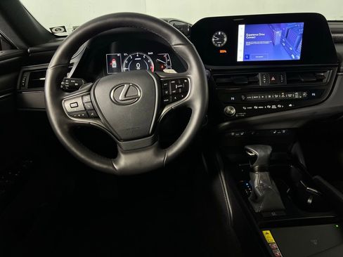 Used 2024 Lexus ES 350 w/ Premium Package image 14