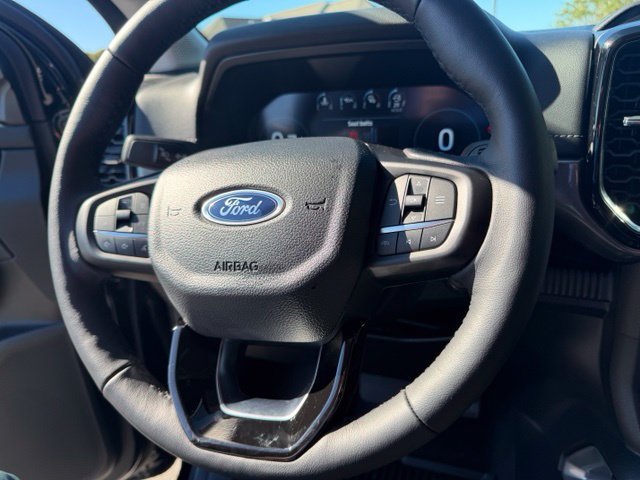 Used 2024 Ford Ranger Lariat w/ Trailer Tow Package AWD/4WD image 17