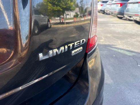 Used 2013 Ford Edge Limited AWD/4WD image 9