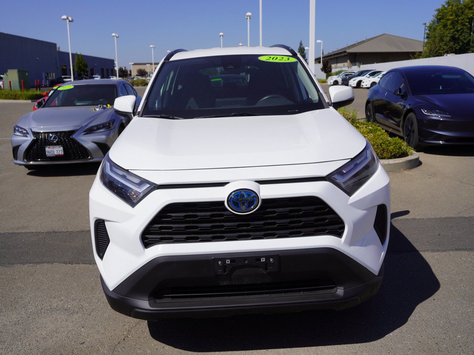 Used 2023 Toyota RAV4 LE AWD/4WD image 6